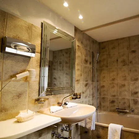 Chalet-hotel Larix Hotel 3*