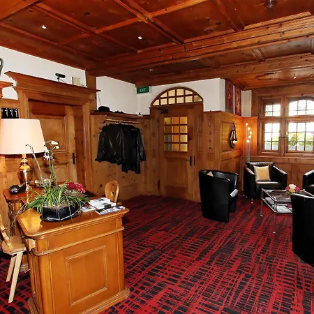 Chalet-hotel Larix Szálloda 3*