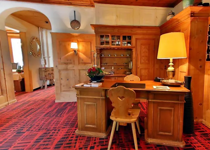 Chalet-hotel Larix Отель Давос