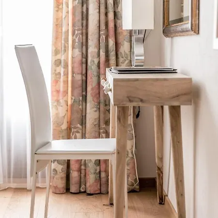 فندق Chalet-hotel Larix