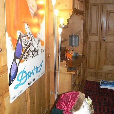 Chalet-hotel Larix ホテル